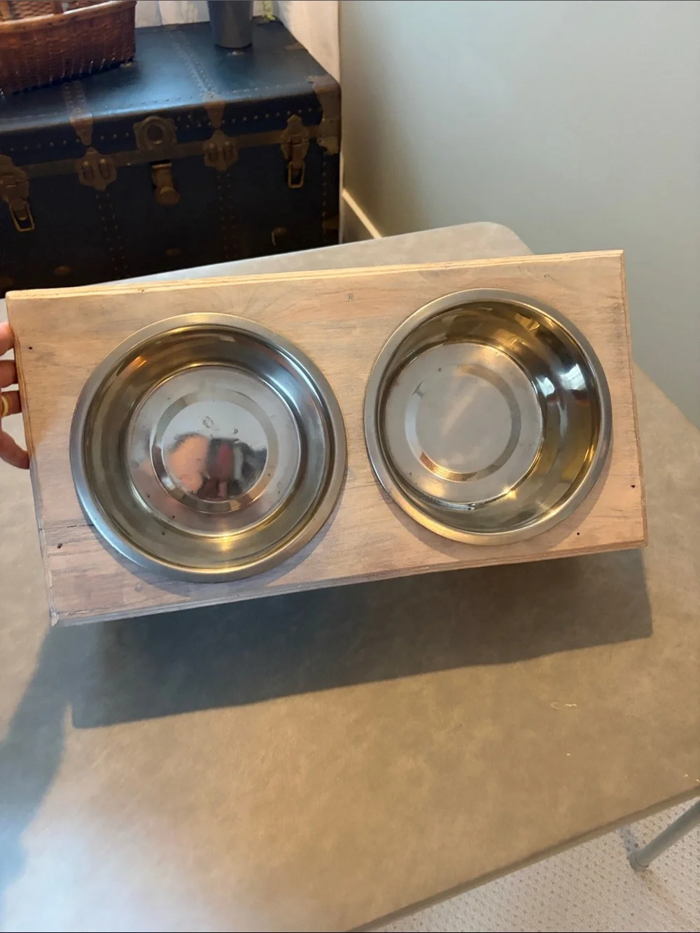 Decorative Double Dog Bowl Stand in Bleached Whitewashed Wood